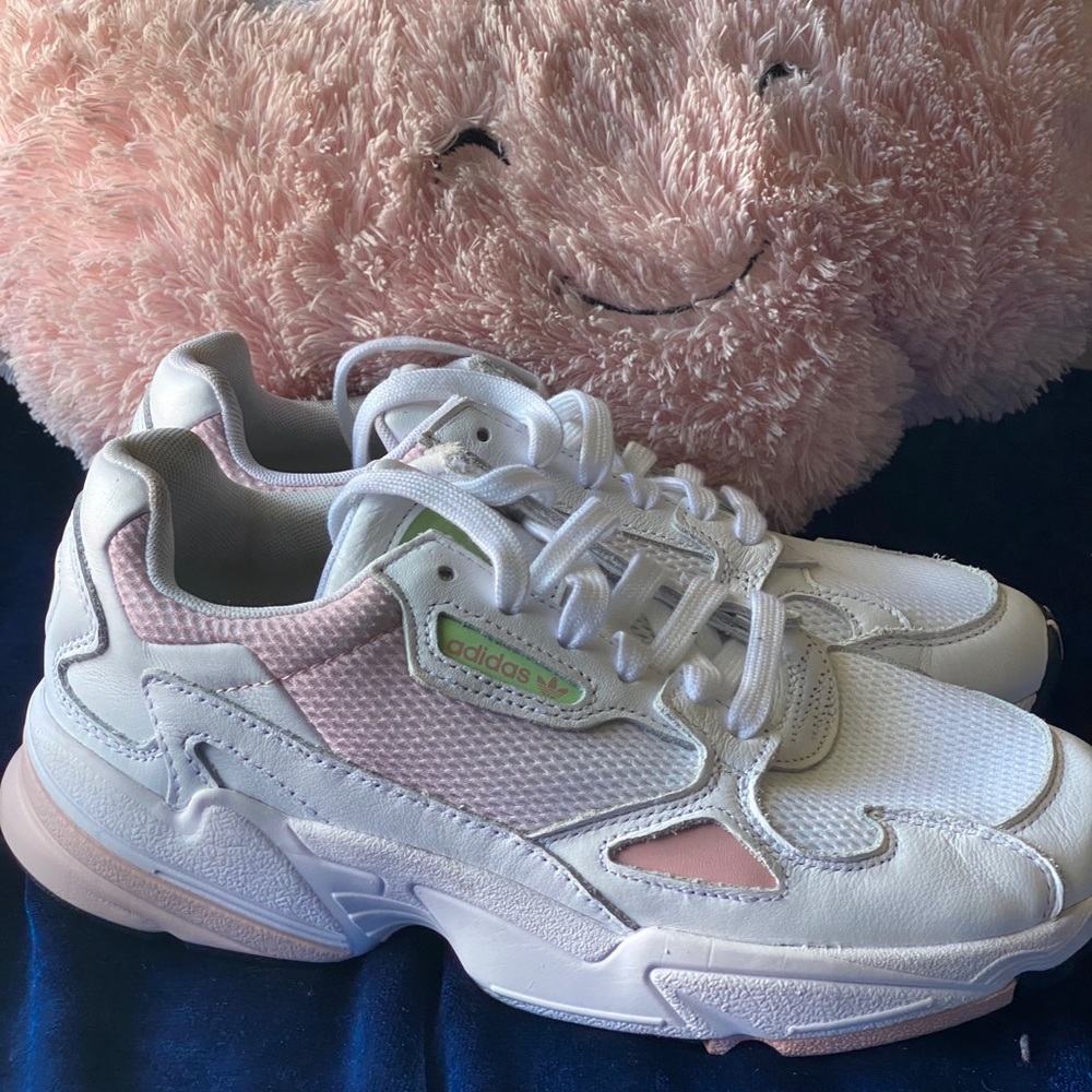 Adidas Falcon Sneakers